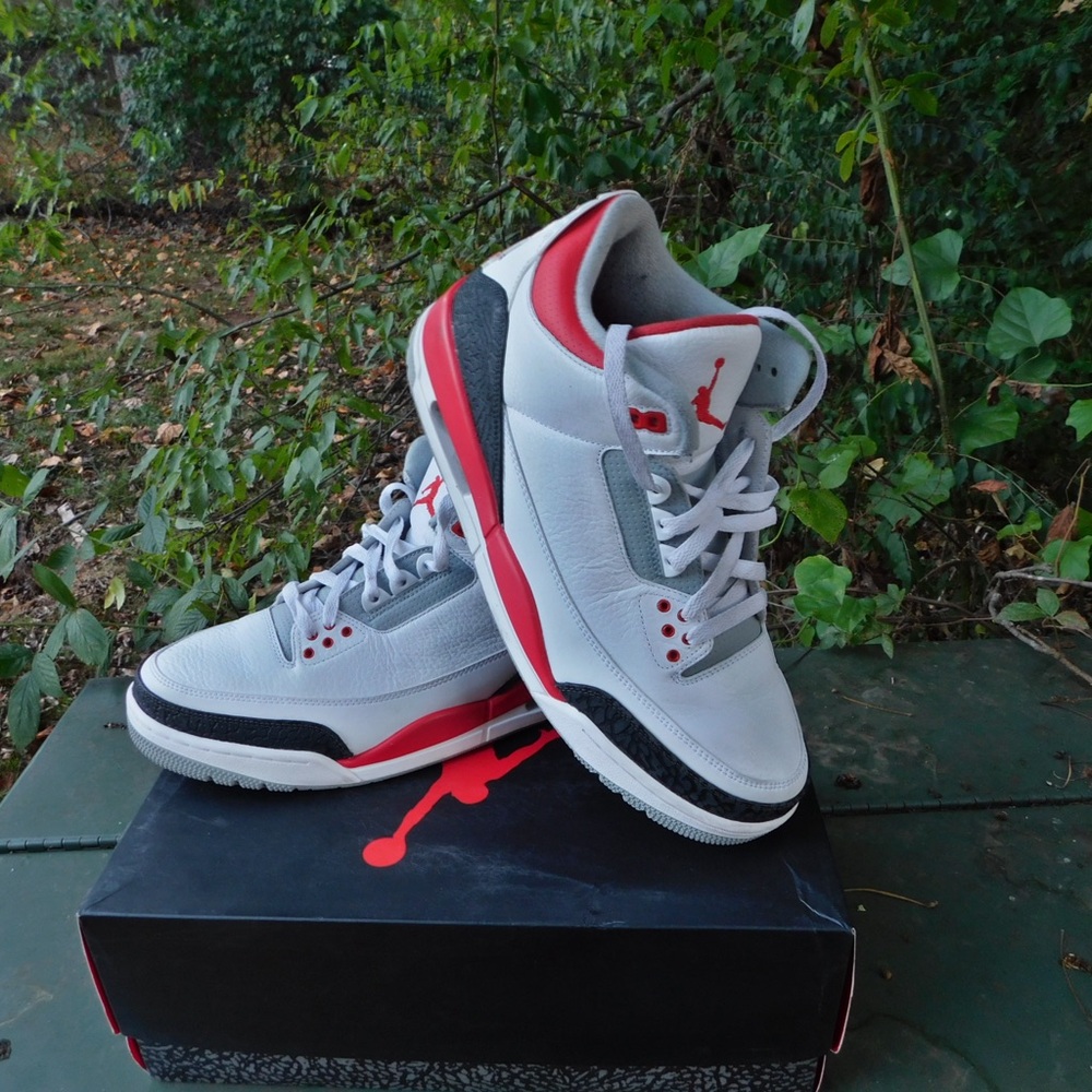 Jordan 3 fire red Sz 12